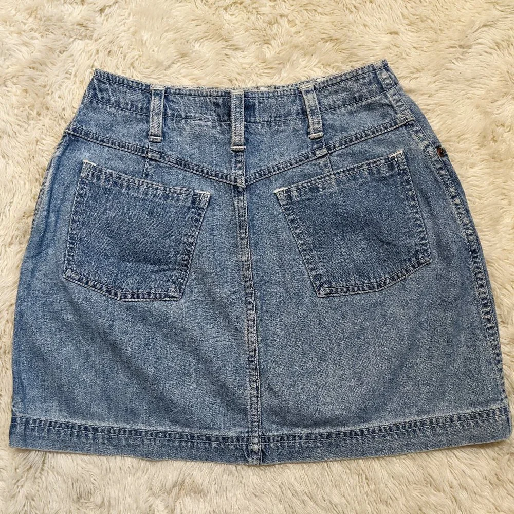 GAP button down